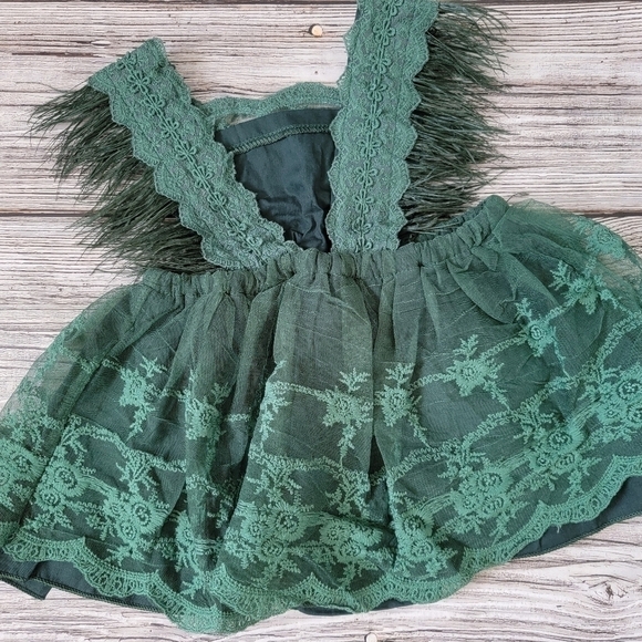 Baby Girl Christmas Dress Green White Fringe Sleeve Christmas Dress NWT - Picture 8 of 15
